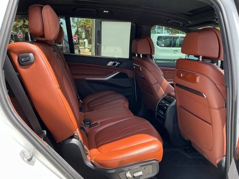Used 2023 BMW X7 M60i w/ Executive Package AWD/4WD image 25