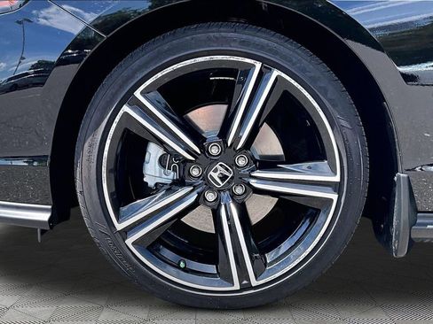 Used 2025 Honda Accord Sport image 22