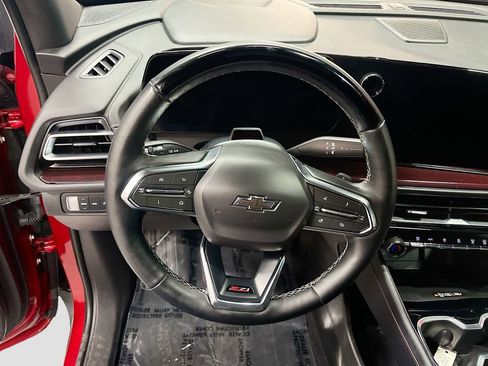 Used 2024 Chevrolet Traverse Z71 w/ Enhanced Driving Package image 11