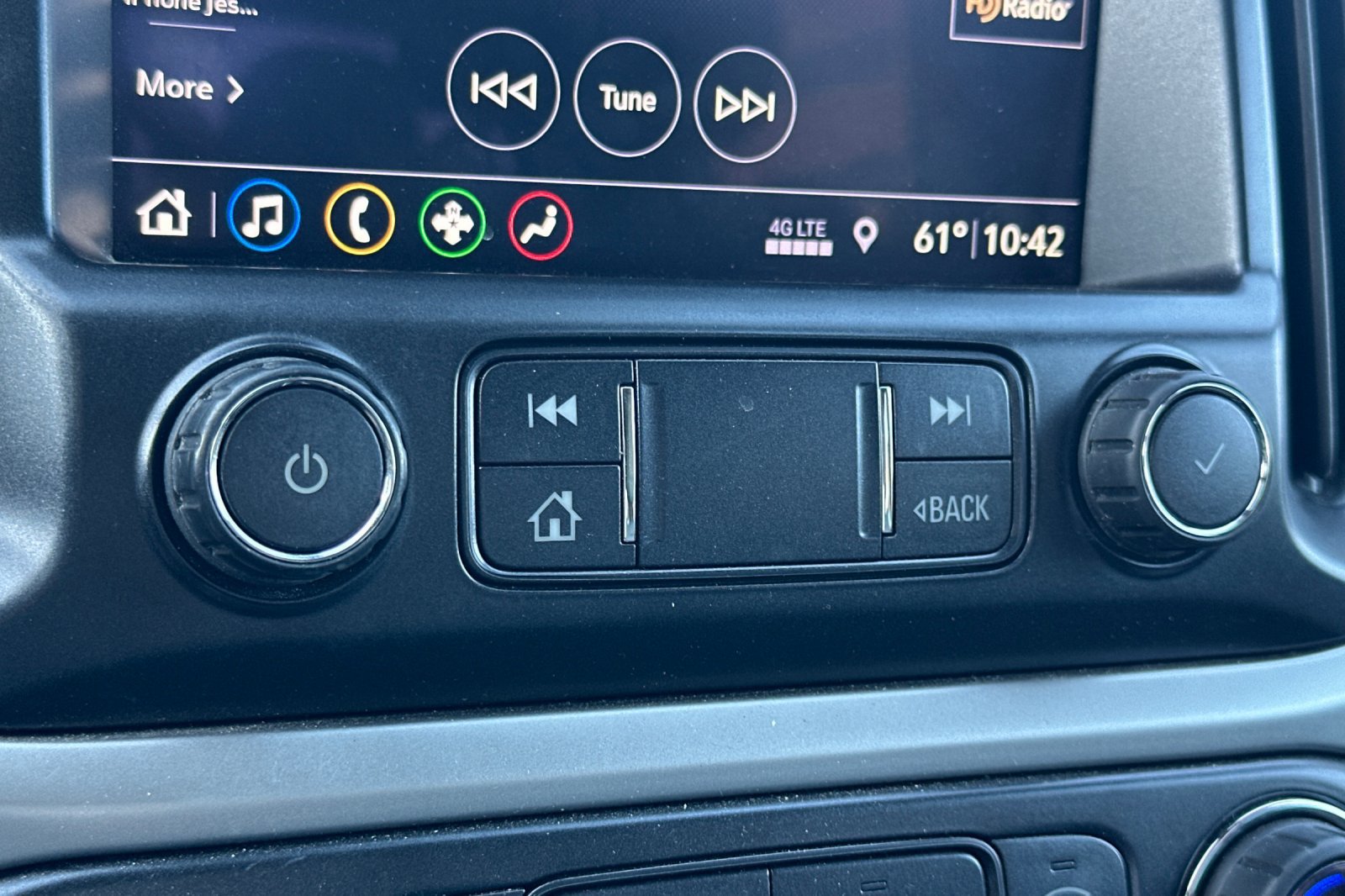 Used 2019 Chevrolet Colorado LT w/ Redline Special Edition AWD/4WD image 29