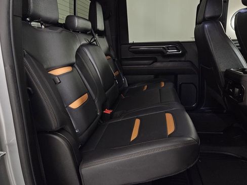 Used 2024 GMC Sierra 2500 AT4 w/ AT4 Premium Plus Package image 32