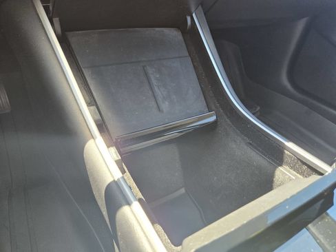 Used 2020 Tesla Model 3 Standard Range Plus RWD image 20