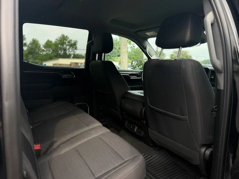 Used 2023 GMC Sierra 1500 Elevation AWD/4WD image 13