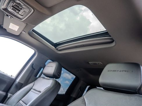 Used 2020 GMC Sierra 1500 Denali w/ Technology Package image 30