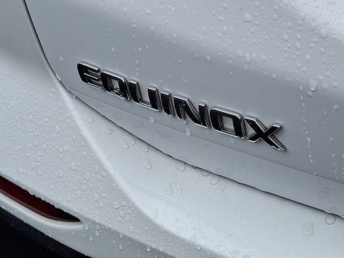 Used 2023 Chevrolet Equinox Premier image 29