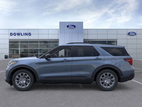 New 2026 Ford Explorer Active w/ Active Comfort Package image 3