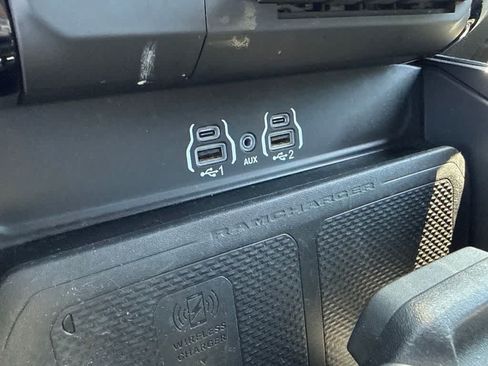 Used 2025 RAM 1500 Big Horn AWD/4WD image 22