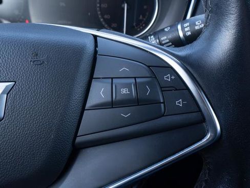 Used 2022 Cadillac XT5 Luxury image 16