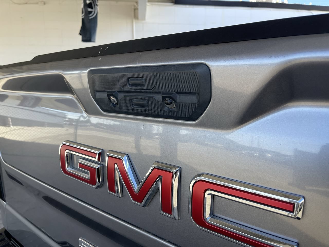Used 2021 GMC Sierra 1500 AT4 w/ AT4 Preferred Package AWD/4WD image 40