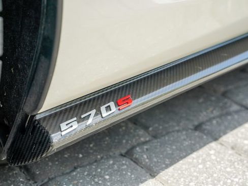 Used 2017 McLaren 570S Coupe RWD image 48