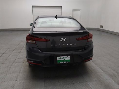 Used 2020 Hyundai Elantra SEL FWD image 6
