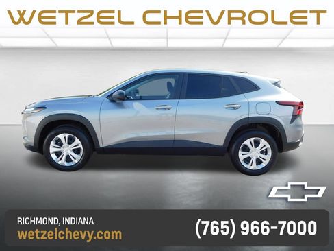 Used 2026 Chevrolet Trax LS w/ Driver Confidence Package FWD image 6