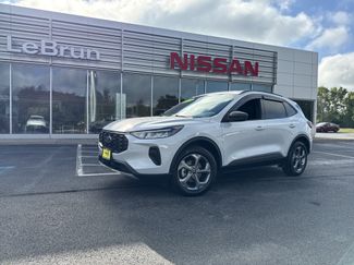 Used 2025 Ford Escape ST-Line w/ Tech Pack #1 AWD/4WD video 1