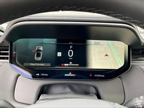 New 2025 Land Rover Range Rover Sport Dynamic SE image 19