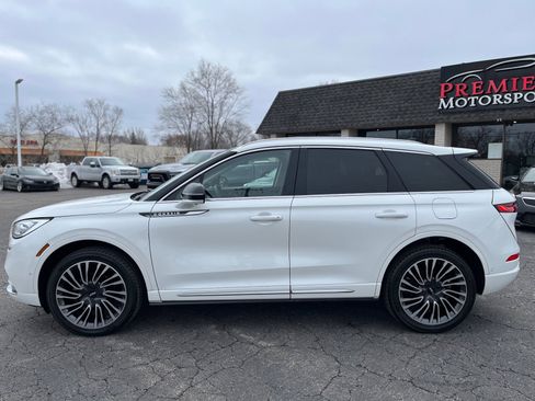 Used 2020 Lincoln Corsair Reserve w/ Equipment Group 201A image 2