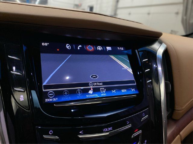 Used 2017 Cadillac Escalade Platinum AWD/4WD image 31