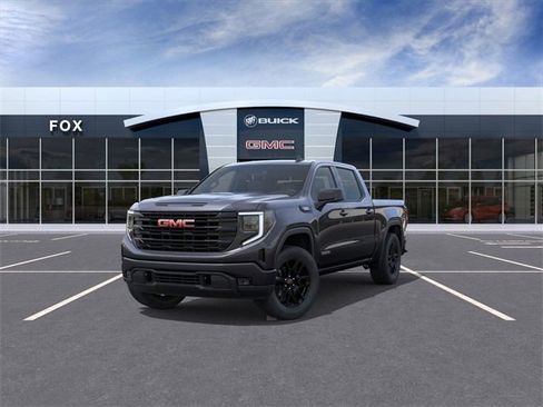 Used 2026 GMC Sierra 1500 Elevation image 8