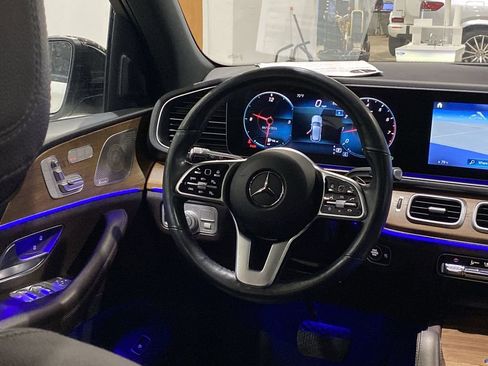 Certified 2022 Mercedes-Benz GLE 350 4MATIC w/ AMG Line Exterior image 3