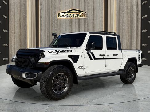 Used 2020 Jeep Gladiator Overland AWD/4WD image 3