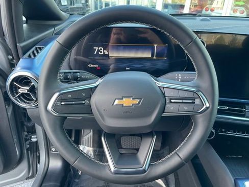 New 2026 Chevrolet Equinox EV LT w/ LPO, Tech Bronze Package image 20