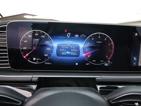 Used 2024 Mercedes-Benz GLE 450 4MATIC image 38
