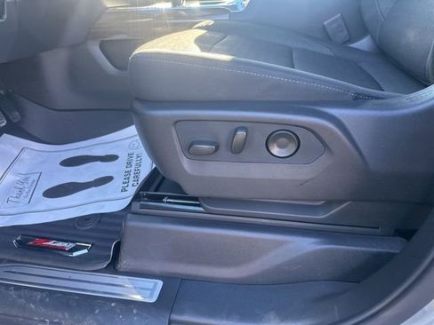 New 2026 Chevrolet Silverado 1500 LT Trail Boss w/ LPO, Dark Essentials Package image 17