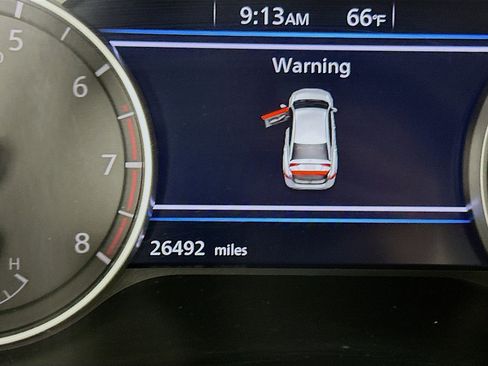 Used 2025 Nissan Sentra SV image 19