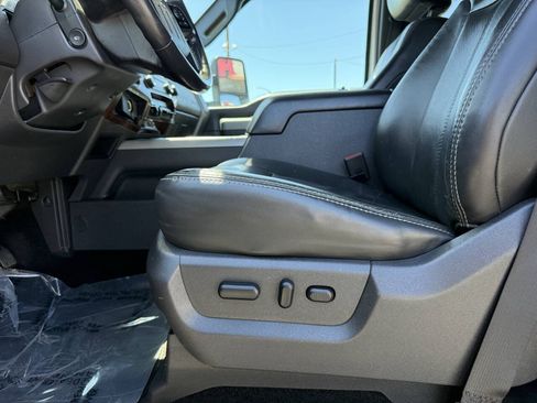 Used 2011 Ford F250 Lariat w/ Lariat Ultimate Pkg AWD/4WD image 23
