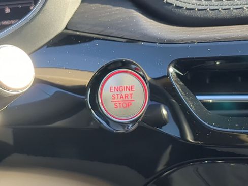 Used 2024 Acura MDX SH-AWD w/ Advance Package image 20