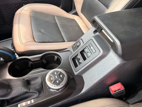 Used 2022 Ford Bronco Wildtrak AWD/4WD image 23