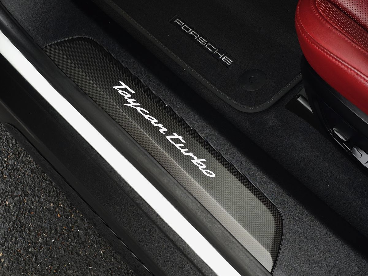 Used 2020 Porsche Taycan Turbo AWD/4WD image 73
