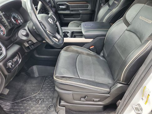 Used 2022 RAM 2500 Laramie AWD/4WD image 10