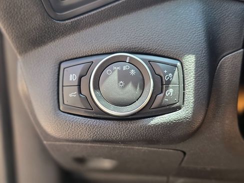 Used 2017 Ford Escape SE FWD image 46