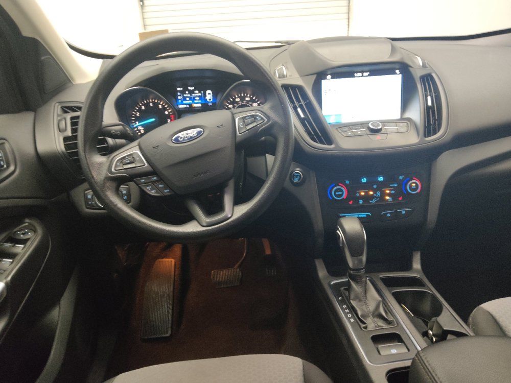 Used 2019 Ford Escape SE FWD image 22