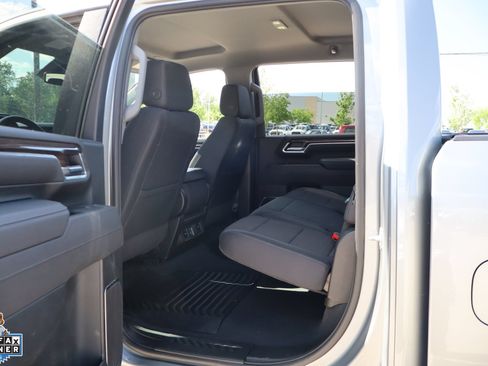 Used 2025 Chevrolet Silverado 3500 LT w/ Safety Package AWD/4WD image 25