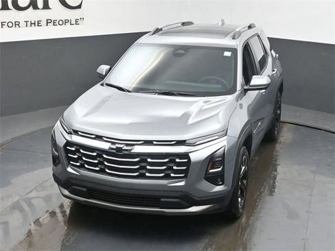 New 2026 Chevrolet Equinox LT image 24