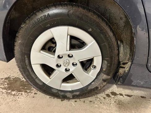 Used 2010 Toyota Prius Two image 12