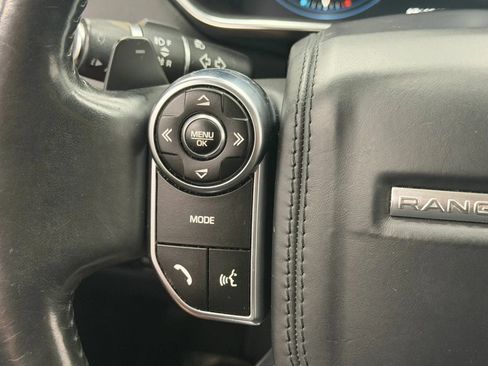 Used 2015 Land Rover Range Rover Supercharged AWD/4WD image 26
