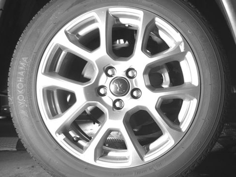 Used 2025 Jeep Compass Limited image 15