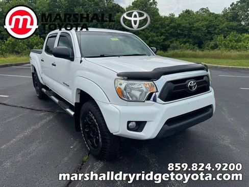 Used 2015 Toyota Tacoma 4x4 Double Cab w/ TRD Off-Road Package image 1