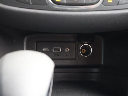 Used 2024 Chevrolet Equinox LT w/ LPO, Floor Liner Package image 22