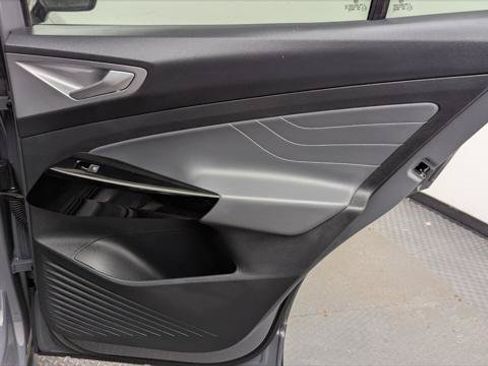Used 2023 Volkswagen ID.4 S RWD image 18