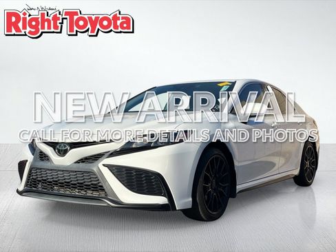 Certified 2022 Toyota Camry SE w/ TRD Appearance Package (TMS) FWD image 1