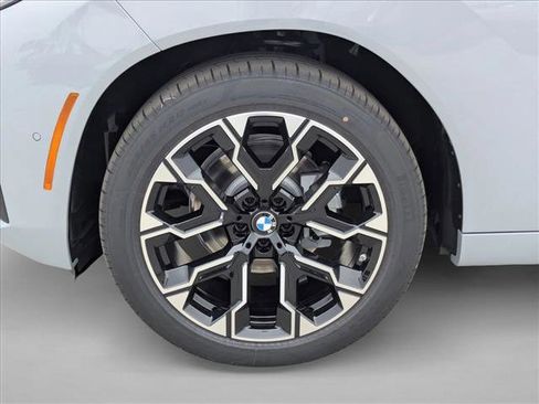 New 2026 BMW X3 xDrive30 w/ M Sport Package AWD/4WD image 9