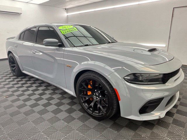 Used 2022 Dodge Charger Scat Pack RWD image 3