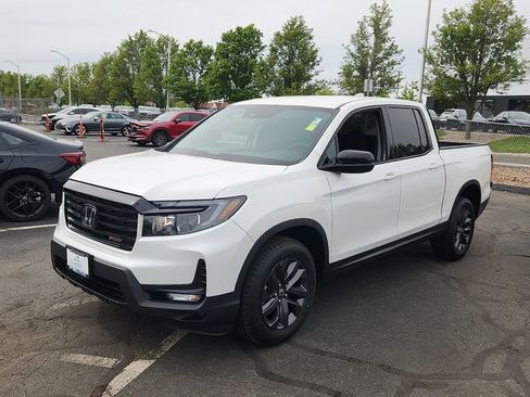 Certified 2023 Honda Ridgeline Sport image 3