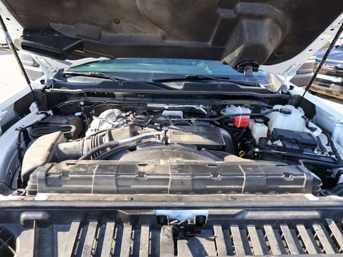 Certified 2025 Chevrolet Silverado 3500 LT w/ Safety Package image 36