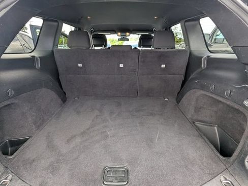 Used 2020 Jeep Grand Cherokee Laredo RWD image 28