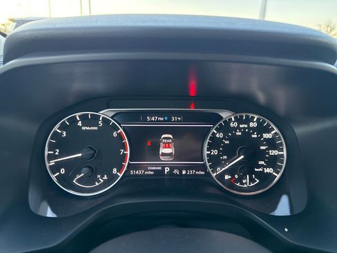 Used 2024 Nissan Rogue SV image 17