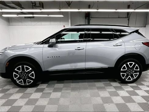 Used 2024 Chevrolet Blazer RS w/ LPO, Floor Liner Package FWD image 14